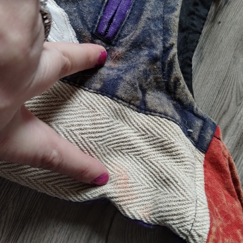 Boho Patchwork Crossbody Bag with Dove Motif Turquoise & Red - Picture 4 of 4
